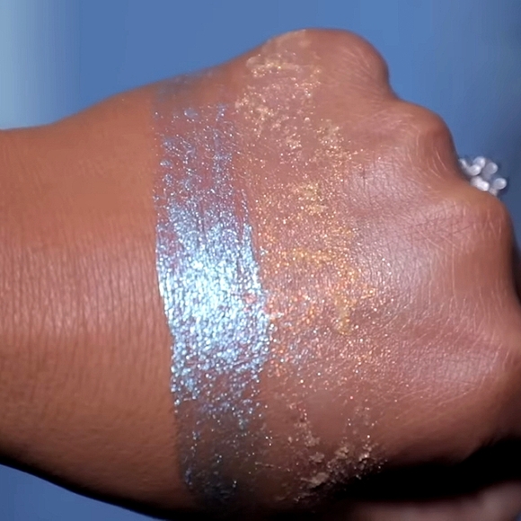 Nightmare Before Christmas "Making Christmas" Glitter Eye Gel - Picture 7 of 12